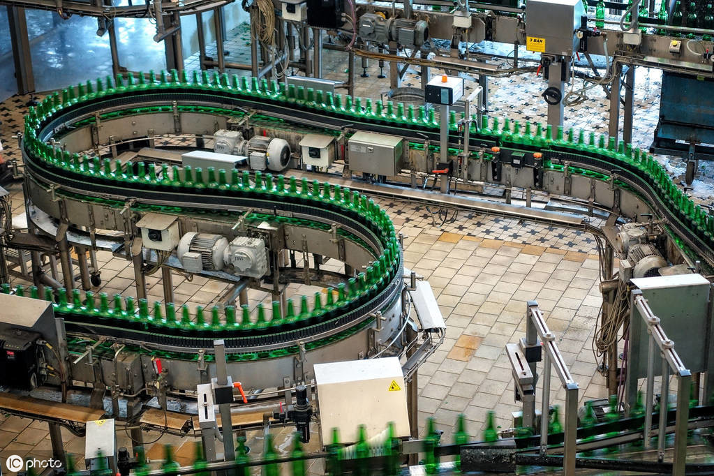 华润雪花啤酒的“中年危机”：营收318亿，净利润不足10亿