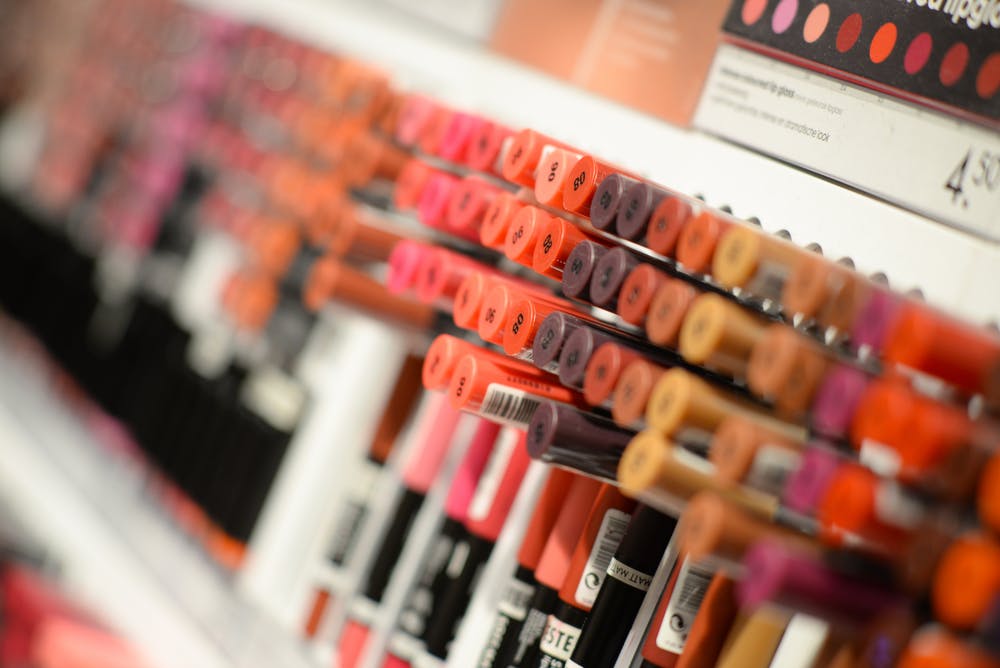 化妆品品牌营销策划方案与推广策略